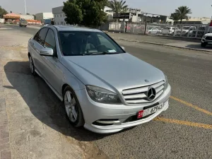 2011 مرسيدس-بنز آلفئة - C C300