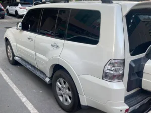 2011 Mitsubishi Pajero GLS