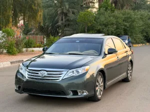 2011 Toyota Avalon Grande