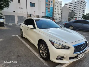 2017 إنفينيتي كيو٥٠ Red Sport 400