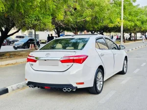 2015 تويوتا كورولا SE Plus