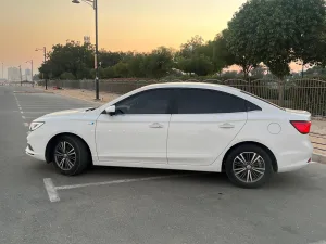2022 ام جي ٥ No Trim