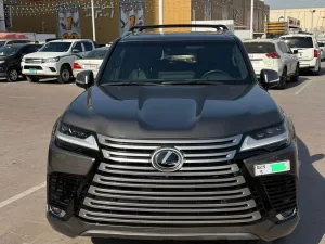 2023 Lexus LX600 Ultra Luxury