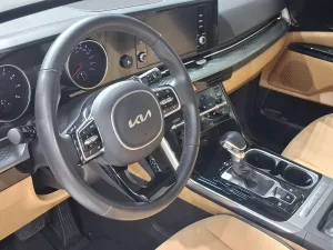 2023 Kia Carnival