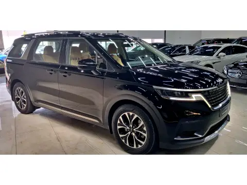 2023 Kia Carnival