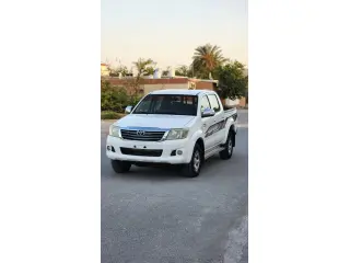 2012 Toyota Hilux in Dubai used car