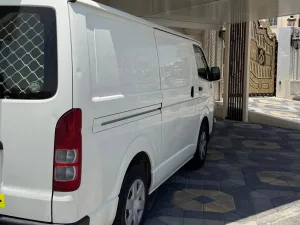 2023 تويوتا هياس Commuter GL
