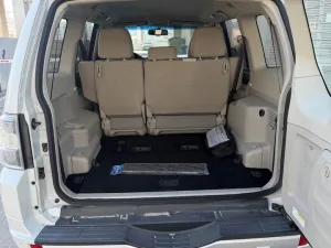 2017 Mitsubishi Pajero GLS