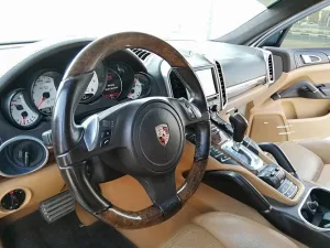 2011 بورش كاين S
