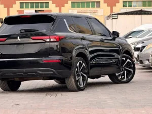 2022 Mitsubishi Outlander SEL Black Edition
