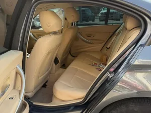 2013 بي أم دابليو الفئة - 3 320i