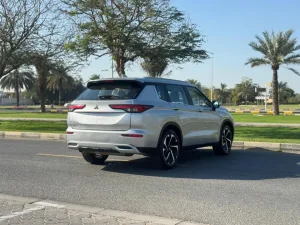 2024 Mitsubishi Outlander SEL Black Edition