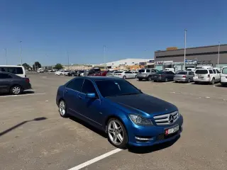 2012 Mercedes-Benz C-Class in Abu Dhabi used car