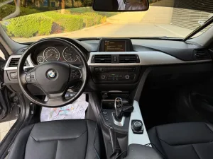 2012 BMW 3-Series 320i