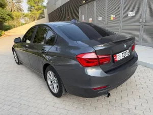 2012 BMW 3-Series 320i