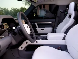 2025 Land Rover Defender Octa