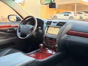 2009 Lexus LS 460 No Trim