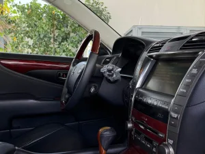 2007 Lexus LS 460 No Trim