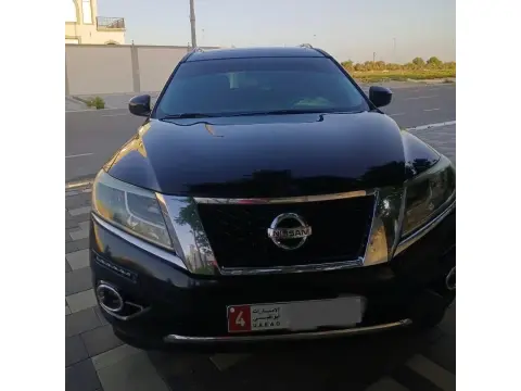 2015 نيسان باثفايندر LE