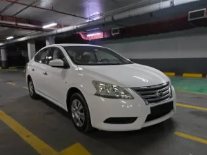 2014 نيسان سنترا Midnight Edition