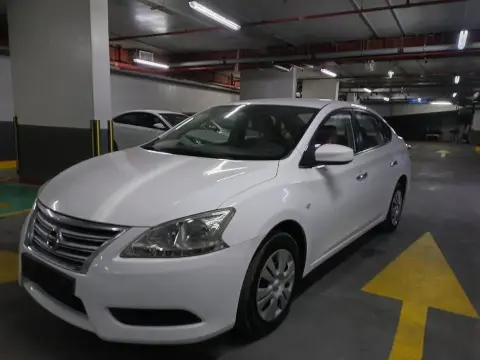 2014 نيسان سنترا Midnight Edition