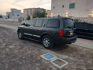 2005 Infiniti QX56 No Trim