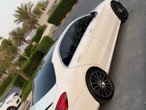 2016 Mercedes-Benz C-Class C200
