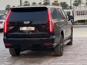 2023 Cadillac Escalade Luxury