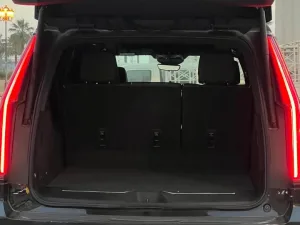 2023 Cadillac Escalade Luxury