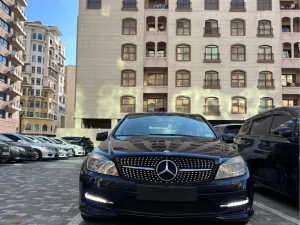 2010 Mercedes-Benz C-Class C300
