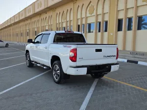 2020 تويوتا تندرا 1794
