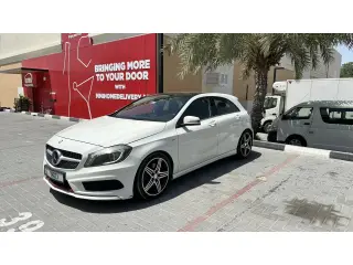 2015 Mercedes-Benz A-Class في Dubai سيارة مستعملة