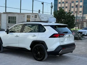 2022 تويوتا راف ٤ VXR