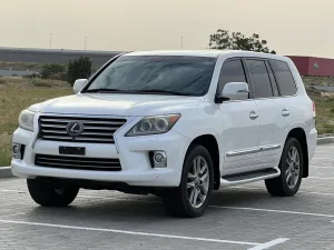 2013 Lexus LX 570 No Trim