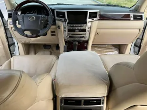 2013 Lexus LX 570 No Trim