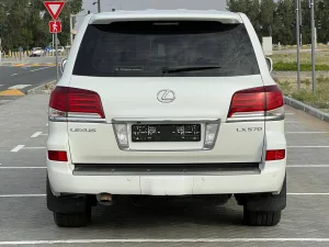 2013 Lexus LX 570 No Trim
