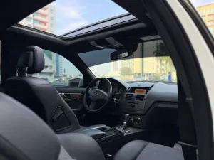 2010 Mercedes-Benz C-Class C200