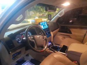 2018 Toyota Land Cruiser GXR
