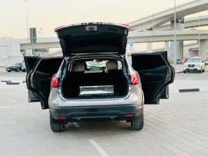 2019 نيسان روج SV