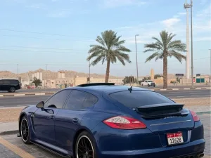 2011 بورش باناميرا 4 Platinum Edition