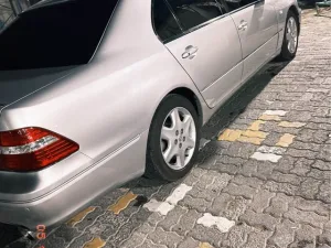 2006 لكزس آل آس ٤٣٠ No Trim