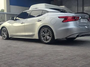 2016 Nissan Maxima Platinum