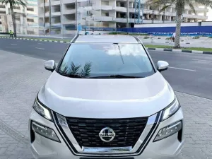 2021 نيسان روج SV