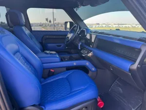 2023 Land Rover Defender 110 SE
