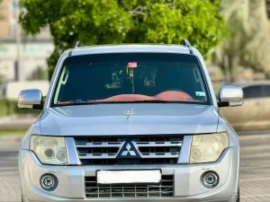 2012 Mitsubishi Pajero GT