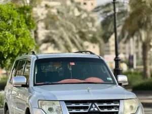 2012 Mitsubishi Pajero GT