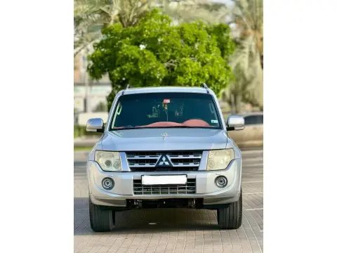 2012 Mitsubishi Pajero GT