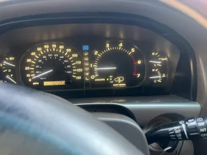 2000 لكزس أل أكس ٤٧٠ No Trim