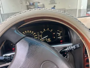 2000 لكزس أل أكس ٤٧٠ No Trim