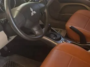 2011 Mitsubishi Outlander Black Edition